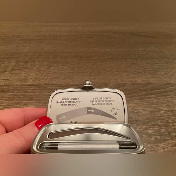 ❌SOLD❌NEW Benefit brow powder, unused - Picture 6 of 6